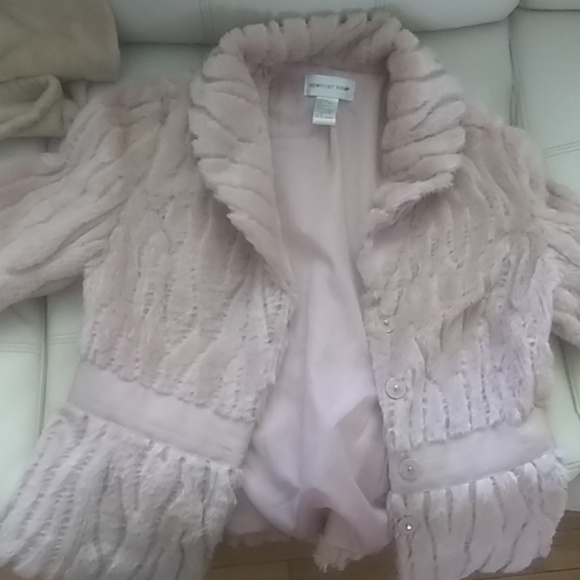 Jacket - Picture 1 of 4